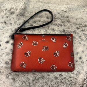 Coach Small Sienna Rose Print Wristlet